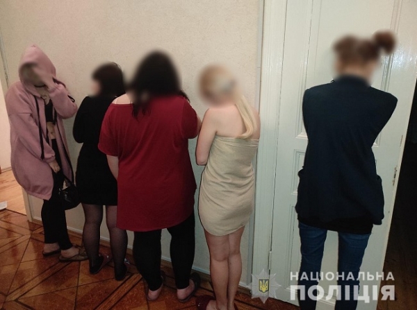В Приморском районе обнаружили бордель