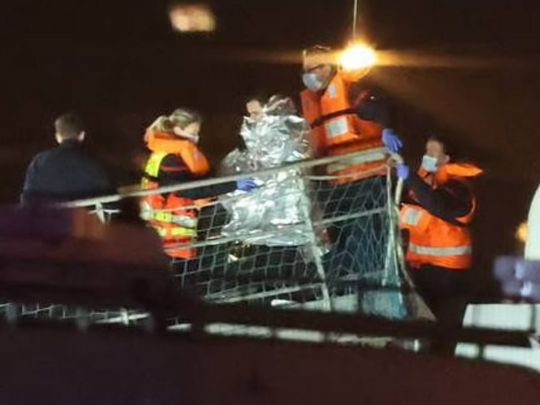 Близько 30 людей потонули при спробі перетнути Ла-Манш на надувному човні
