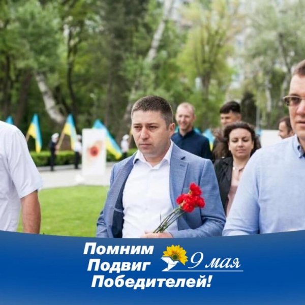 Бессарабский депутат сфотографировался на фоне Путина и теперь его травят бандеровцы