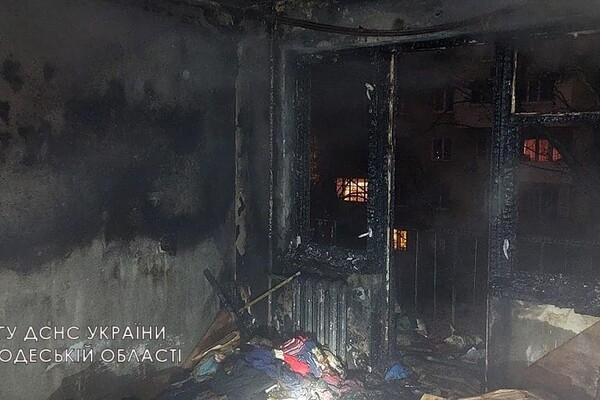 В Одессе горела многоэтажка: пострадали пять человек, из которых трое детей