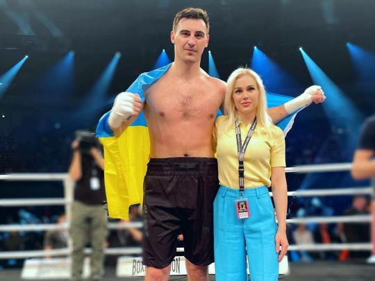 Непереможний український гігант яскраво нокаутував грецького Ахілла (відео)