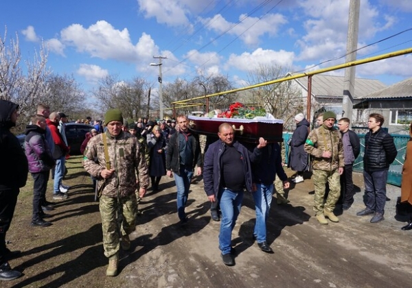 Удар по Красноселке: в Одесской области попрощались еще с двумя погибшими