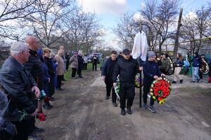 Удар по Красноселке: в Одесской области попрощались еще с двумя погибшими