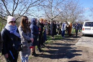 Удар по Красноселке: в Одесской области попрощались еще с двумя погибшими