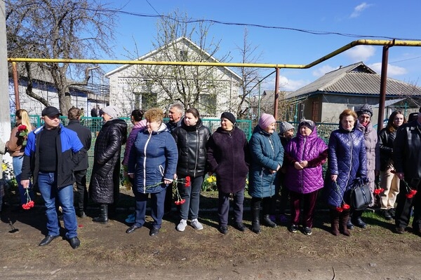 Удар по Красноселке: в Одесской области попрощались еще с двумя погибшими