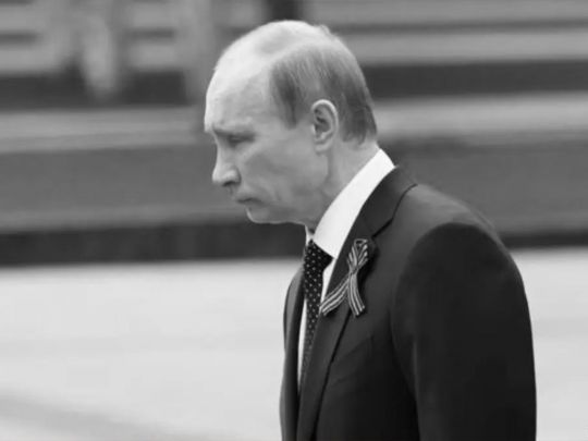 Схиблений на власному здоров'ї і приймає ванни з екстракту рогів оленів: стало відомо про дивні звички путіна