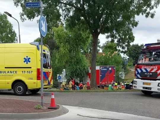 В Нідерландах водій вантажівки в’їхав у натовп людей: є загиблі (фото, відео)
