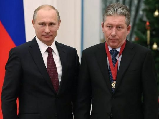Викинувся з 6 поверху: у москві знайдено мертвим голову ради директорів «Лукойлу»