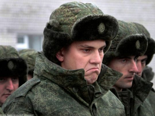 Своїх не кидають: рашисти воюють на Луганщині з автоматами 1986 року