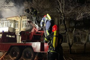 На Молдаванке загорелся двухэтажный дом: его тушили 35 спасателей