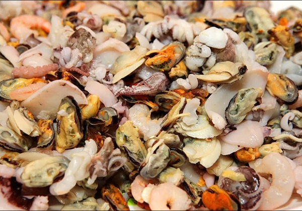 В Одесскую область завезли опасные морепродукты из Китая