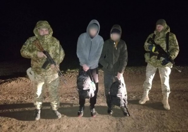 Пытались попасть в Молдову: в Одесской области на границе задержали две группы беглецов