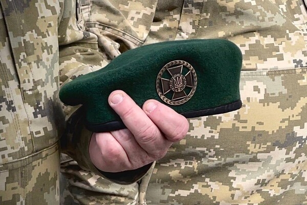 Ко Дню пограничника в Одессе открыли монумент "Стена Героев"
