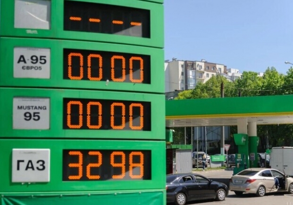 В Одессе сержант полиции пытался ограбить, который влез в долги из-за игромании, пытался ограбить АЗС