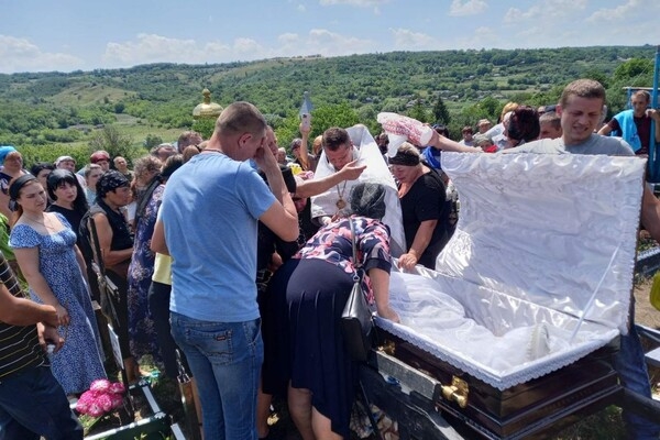 В Одесской области попрощались с погибшим воином Андреем Кошелевым