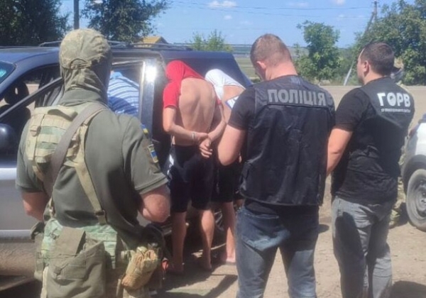 В Одесской области иностранцы вывозили украинцев за границу в багажнике автомобиля
