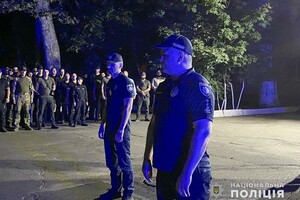 Полиция продолжает устроивать ночные рейды по Одессе: что нашли