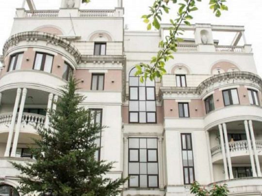 Окупанти продали з аукціону кримську квартиру Зеленських: названо суму