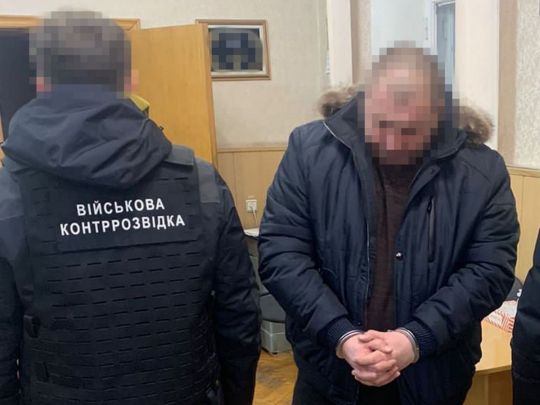 Чиновник Міноборони вкрав на закупівлі снарядів для ЗСУ 1,5 млрд гривень: у СБУ розповіли подробиці (фото)