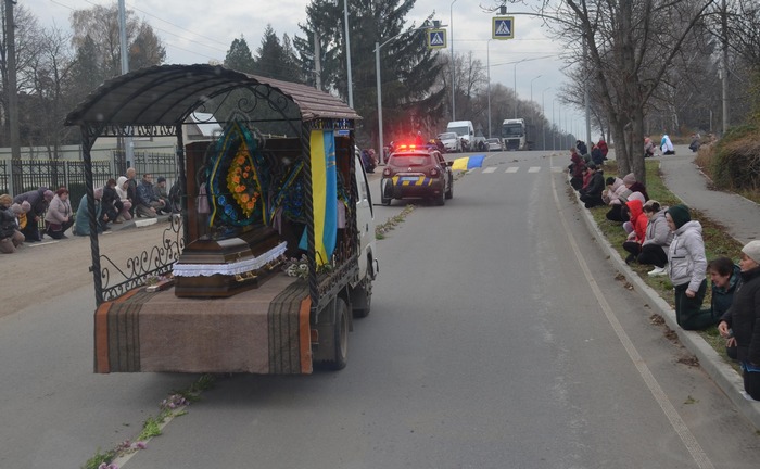 «Мені чомусь дуже болить ця дитина»: щемлива історія про захисника, який поліг в бою на Донеччині