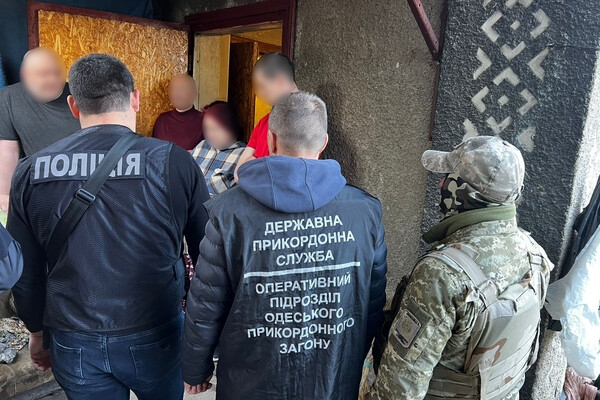 Торговля людьми: в Одесской области женщина вывезла в ЕС двух женщин с психическими отклонениями