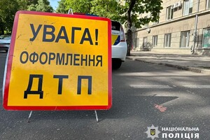 В центре Одессы легковушка на пешеходном переходе сбила женщину: что с пострадавшей