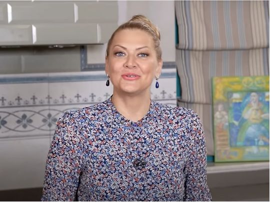 Смакота на швидку руку за рецептом Тетяни Литвинової: коржик з кабачками, куркою і сиром