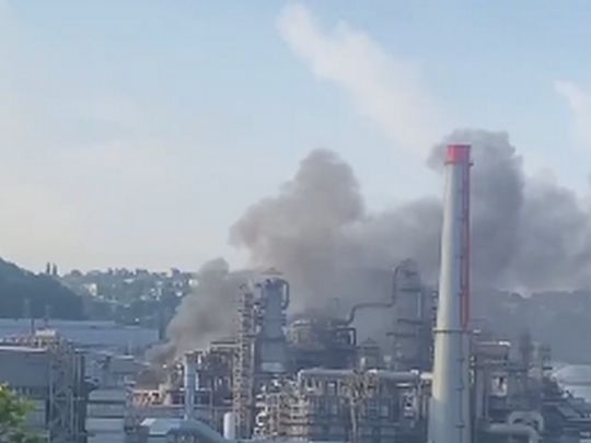 Запальний ранок у росії: дрони атакували нафтобазу в Туапсе та аеродром у Морозовську (відео)