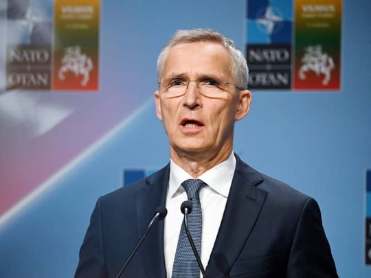 Ми повинні були дати Україні більше зброї і набагато раніше, — ексглава НАТО