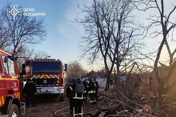 Более полутора десятка поврежденных домов: последствия ночного ракетного удара по Одесской области (обновлено)
