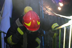Масштабный пожар на складе в Одессе: пламя тушили более полусотни спасателей